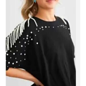 Blue B Pearl Accent Fringe Sleeve Top Small